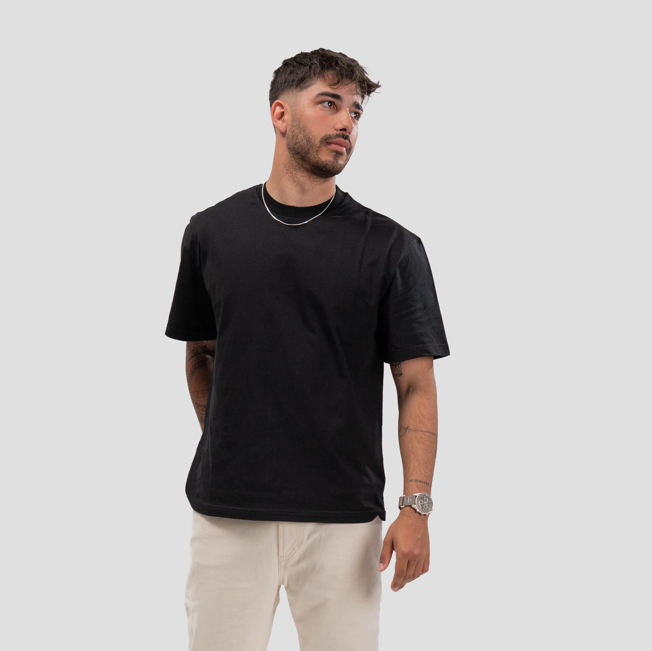 Essential T-Shirt Black